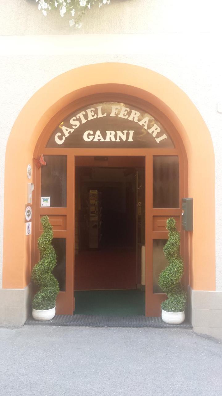 Hotel Garni Castel Ferari Tuenno Exterior foto